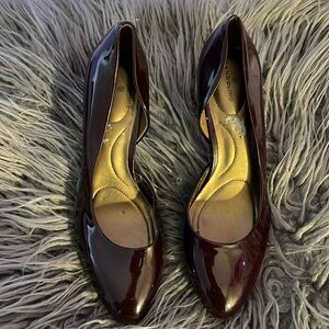 Women’s Burgundy 10M 3 1/2” Heel Shoe Patent Leather (Worn 1X 3hrs) No Damage